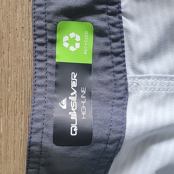Quiksilver board shorts - Picture 3 of 5
